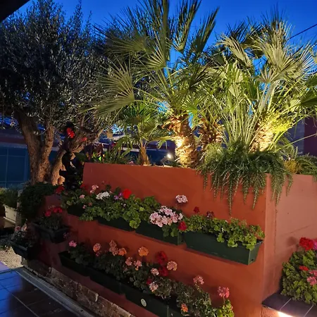 El Jardin De Gala Castejon de Monegros